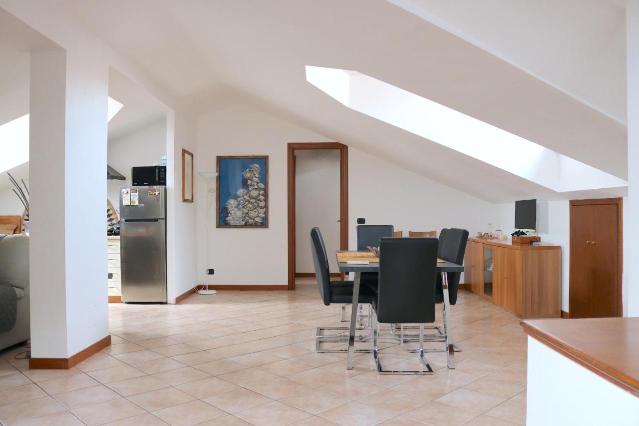 Lovely Apartment Near Canal - Via Foscolo Corsico Exterior foto