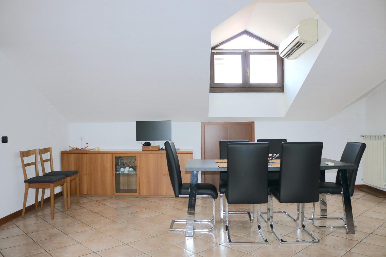 Lovely Apartment Near Canal - Via Foscolo Corsico Exterior foto